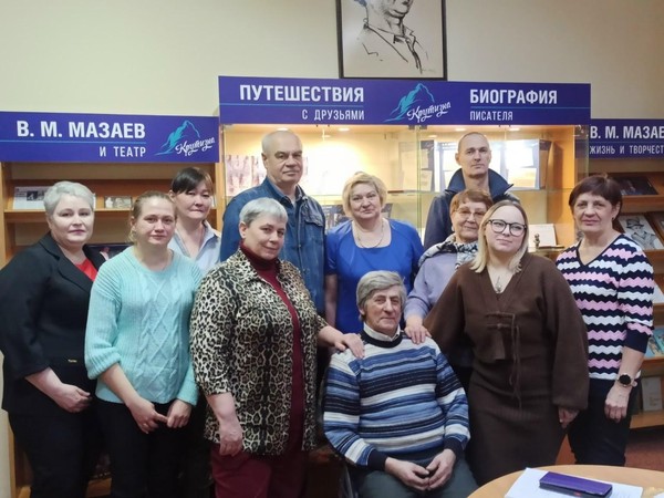 Праздничный вечер «Из чего же сделаны девчонки?»