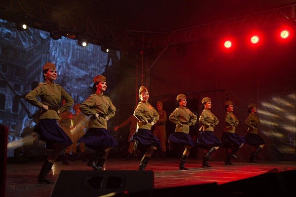 Концерт «Боевым подругам посвящается»