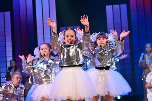 «Настроение весны»