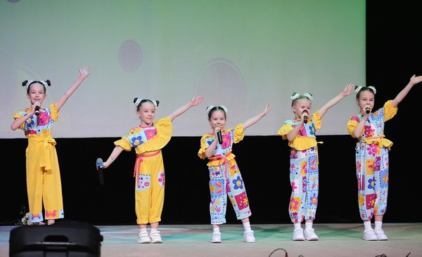 Праздничный концерт «Мартовский горошек»