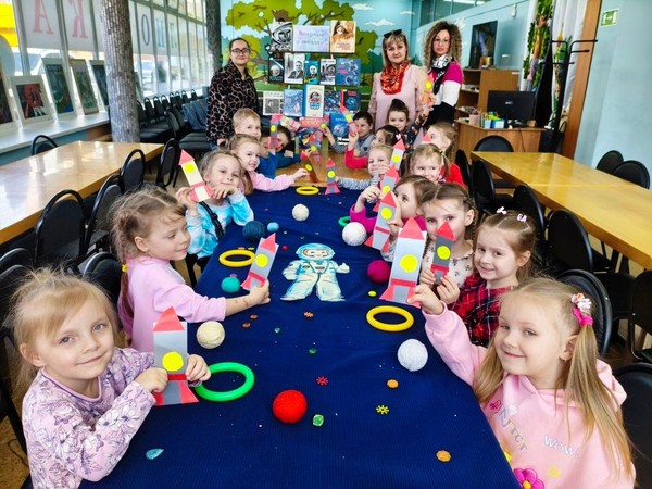 Информина «Первый космонавт Земли»