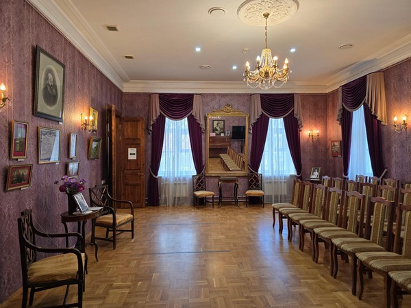 Литературная гостиная «Какие вы, писательские жены…»