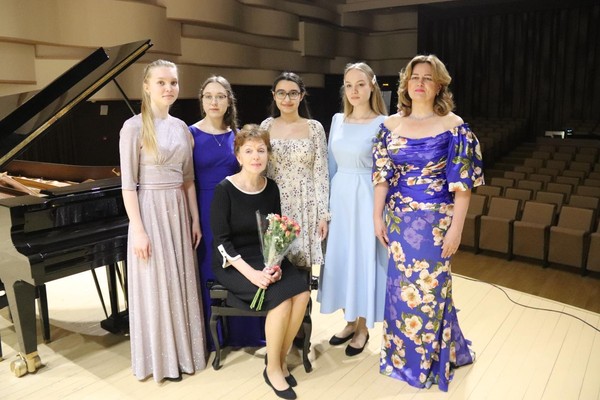 Мгновенья музыки прекрасной…