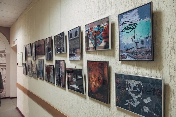 Персональная фотовыставка тюменского фотографа Дмитрия Изосимова «Наружное наблюдение»