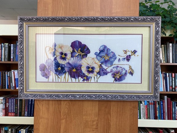 Выставка вышивки «Весенний букет»