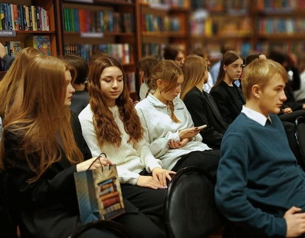 Интеллектуальный турнир «Игра в классики»