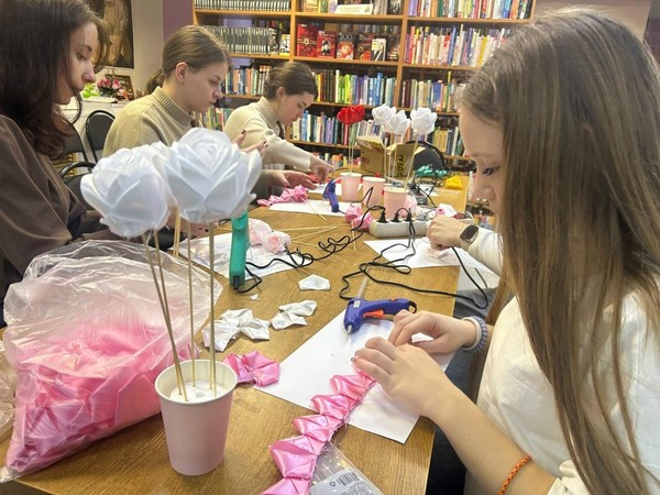 Час народного промысла «Русская матрешка»