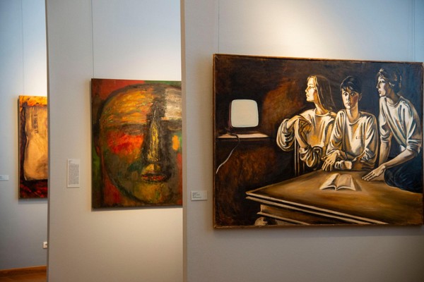 Выставка «Большое искусство»