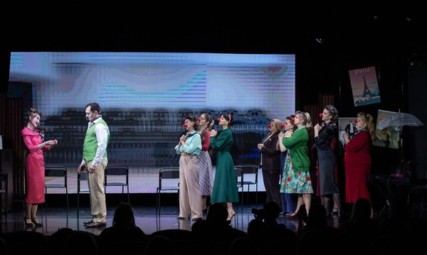 Музыкальный перформанс «Немного о женском»