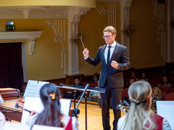 Концерт «И вечная весна»