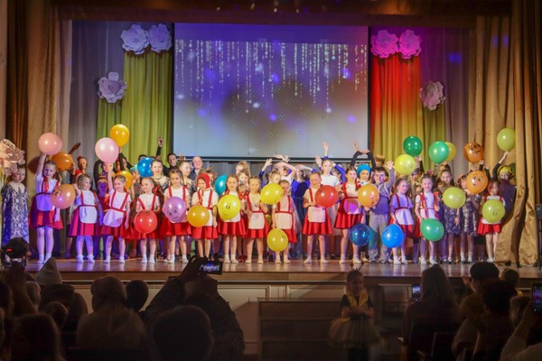 Концерт «Букет прекрасных поздравлений»