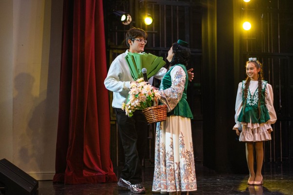 Концертная программа от коллективов ДКЖ посвященная Международному Женскому дню