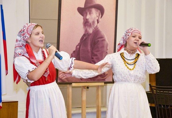 Международный женский день в ПХУ