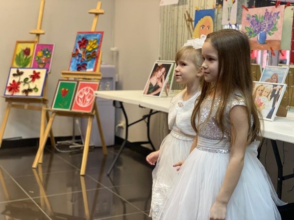 Открытие выставки фото и творческих работ «Красота спасет мир»