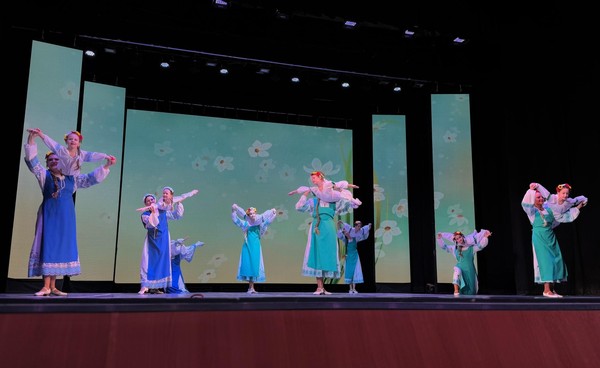 Концерт «Женщина - сердце семьи»