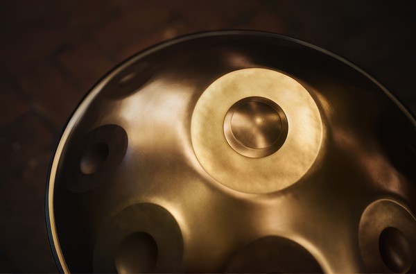 Магия струн: гусли и Восток