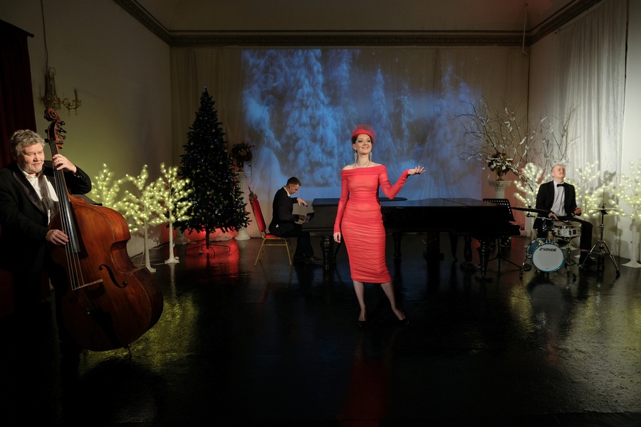 "L'amour" изысканный ужин-концерт за столиками ко Дню 8 Марта