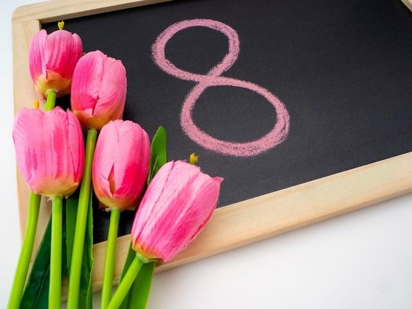 Нашим мамам дорогим