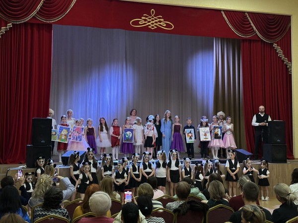 Праздничный концерт, посвящённый международному женскому дню «Вместо тысячи слов»