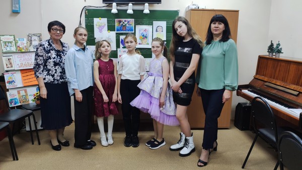 Литературно-музыкальный вечер «Весенняя рапсодия»