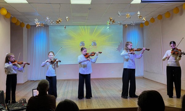 Концерт «Самым милым и любимым»