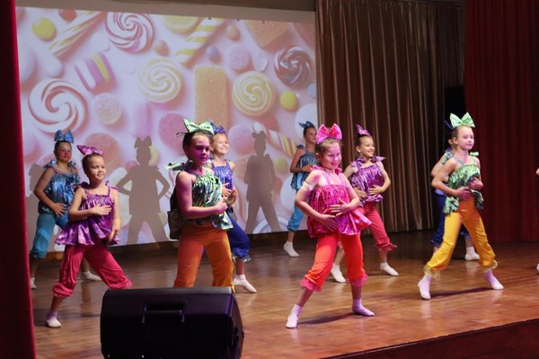 Концерт «Весенняя феерия»