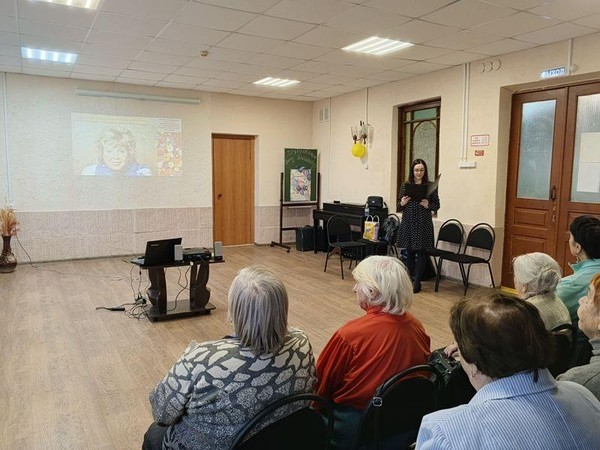 Литературно-музыкальная гостиная «Я вся такая разная»