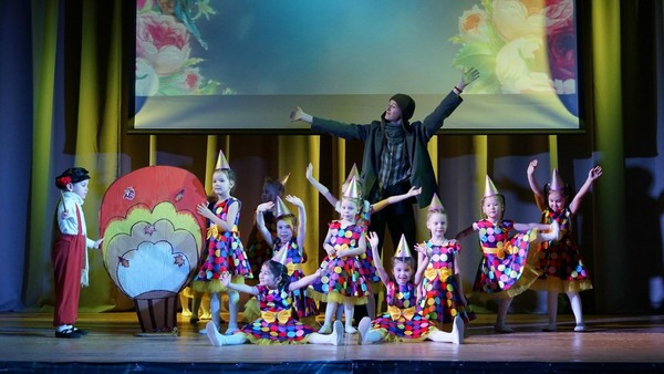 Концертная программа «Мамина улыбка» к Международному Женскому Дню