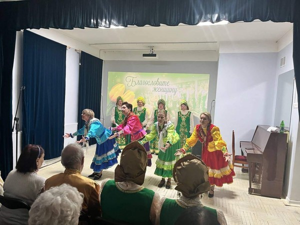 Самым милым и любимым концертная программа, посвящённая Международному женскому дню 8 марта