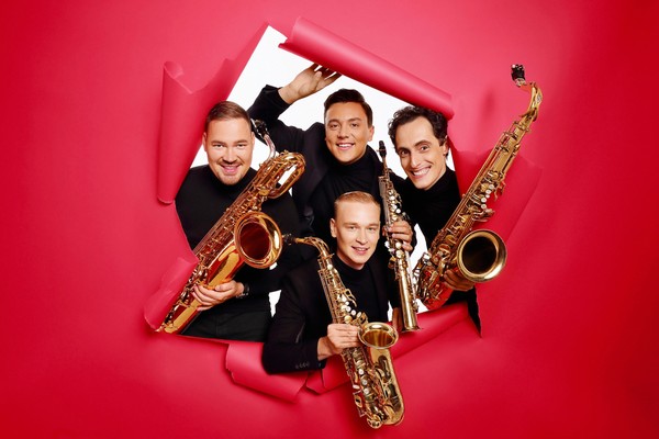 Королевам красоты посвящается