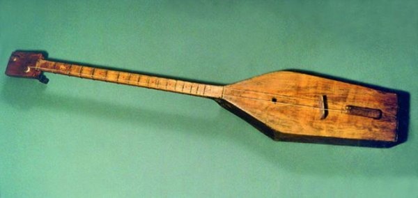 Мастер-класс по татарскому традиционному инструменту думбра