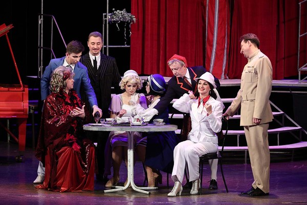 Здрасьте, я ваша тётя