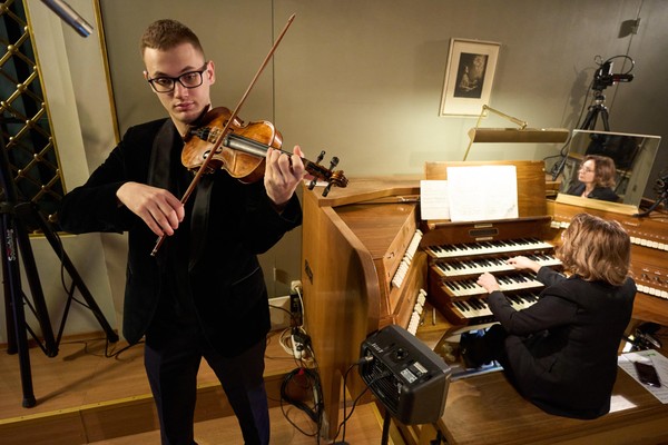 Концерт «А. Вивальди. Времена года. В. А. Моцарт. Симфония № 40»