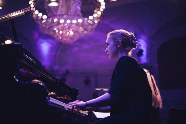 Simple Music Ensemble. Эйнауди in Love