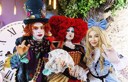 Клуб маленьких эстетов. Интерактивный спектакль «Алиса в стране чудес»