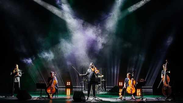 Рок-хиты на виолончелях Atomic cellos