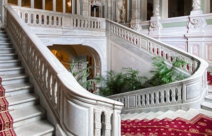 Тур по Дворцам Петербурга и посещение Юсуповского дворца