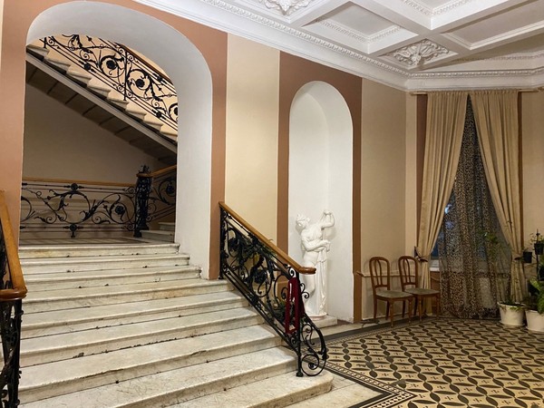 Экскурсия в особняк Шрёдера + концерт «Эта женщина в окне»