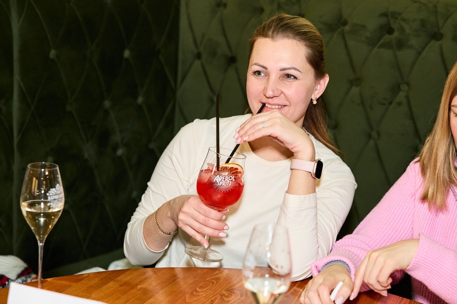 Женская игра квиз "Держи пять"