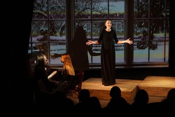 Моноспектакль «Поговорим о любви»