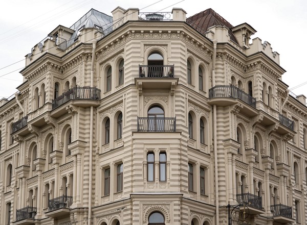 Трансформация доходных домов Петербурга с посещением музея «Полторы комнаты» в доме Мурузи