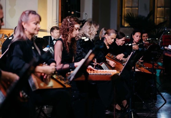 Гала-концерт ко Дню 8 марта. Орган, саксофон, оркестр гусляров