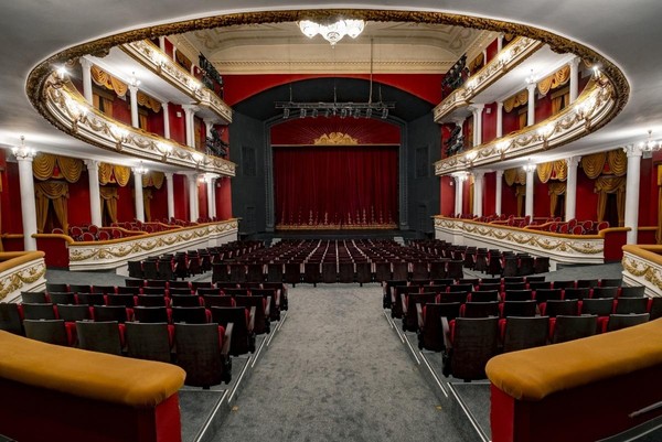 Экскурсия «Закулисье театра»