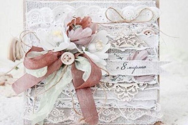 Мастер-класс «Открытка к 8 Марта в технике скрапбукинг»