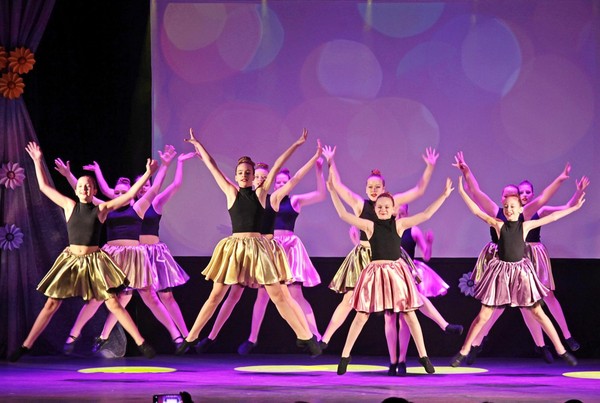 Концерт «Весна для мамы»