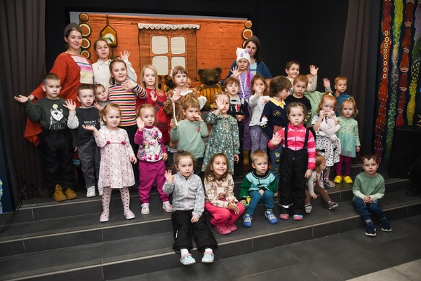 Спектакль «Подарок для мамы» малышкового театра «Тутти»