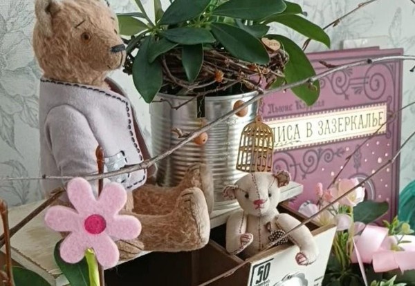 Мастер-классы «Алиса в стране чудес: создаем букет»