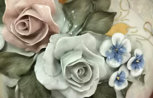 Выставка фарфора «Оттепель чувств»