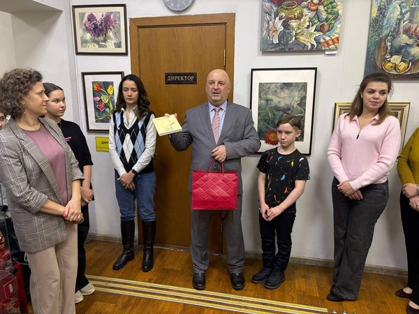 05.03.26 в 16.00 открылась выставка работ 7 педагогов-женщин Ногинской ДХШ