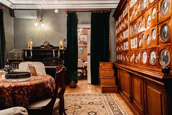 Обзорная экскурсия по Музею-квартире В. И. Немировича-Данченко